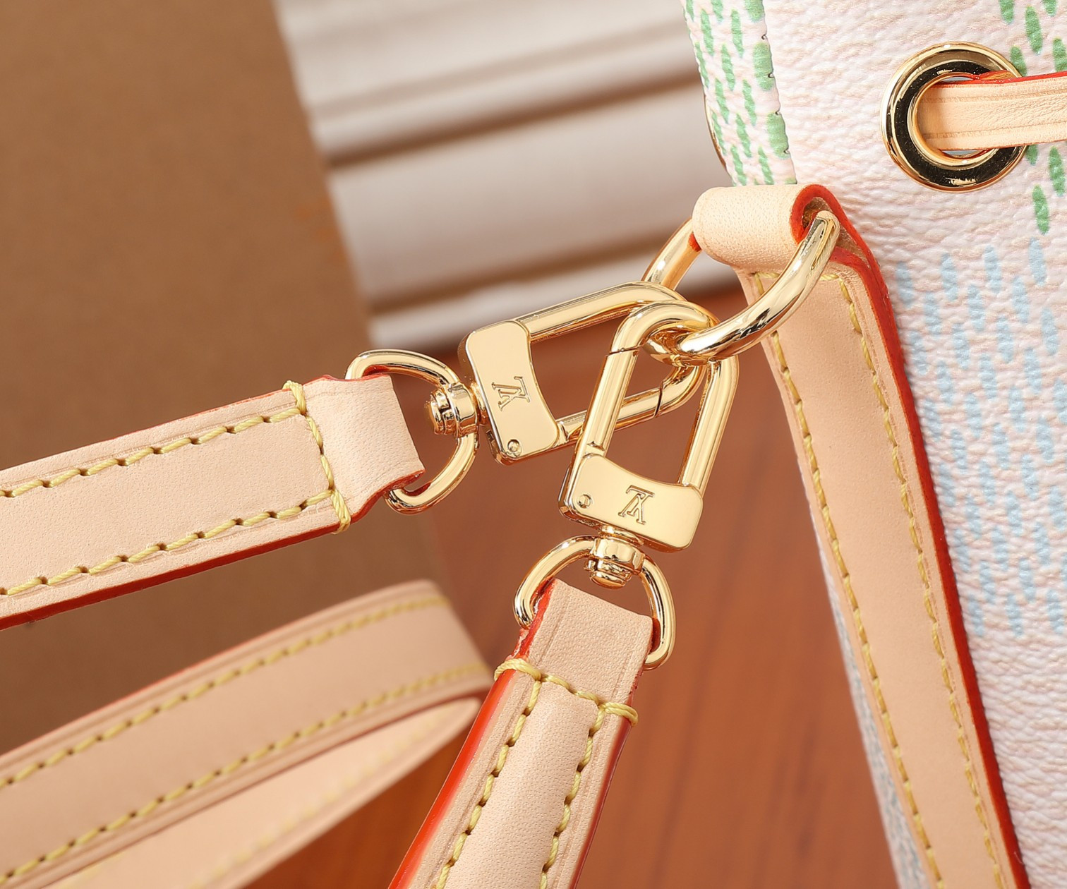 LV Nano Noé N40640 13 x 16 x 10 cm