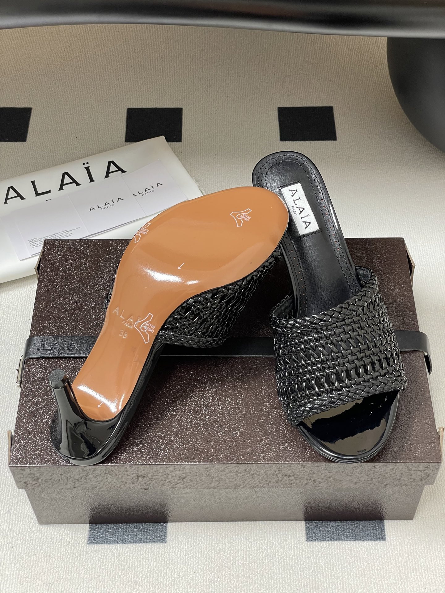 UA Alaia Heeled slippers 7cm Heel(Customized Size 7-10 days production time)