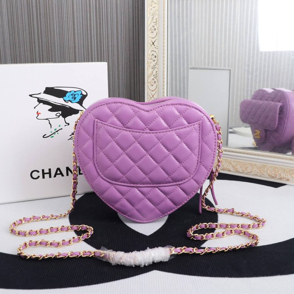 Ch*el 22s heart bag