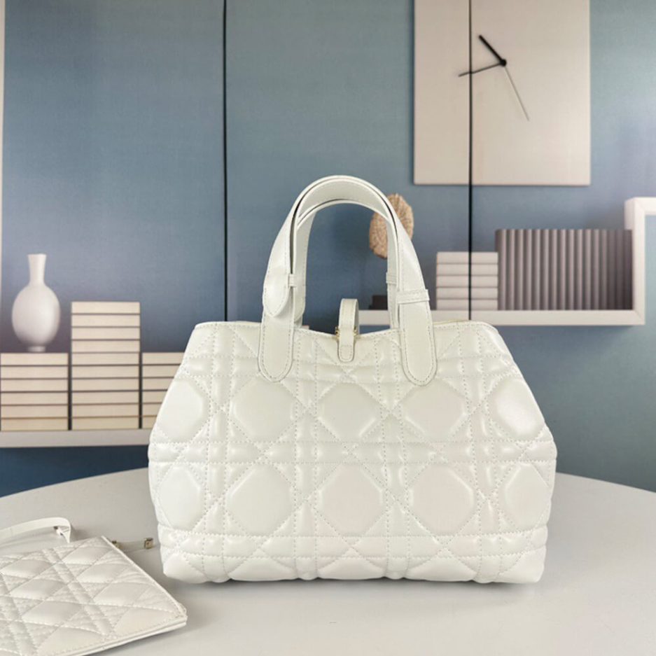medium D*or toujours bag