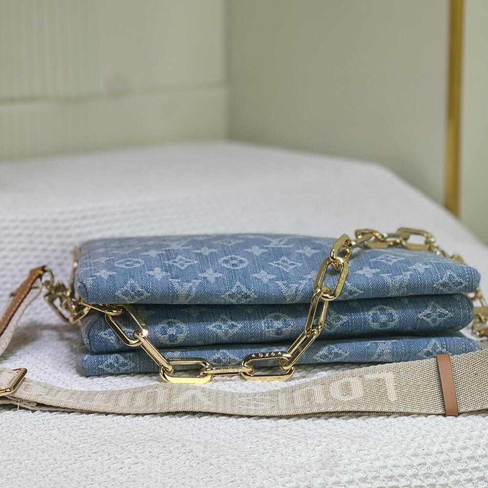LV Coussin PM