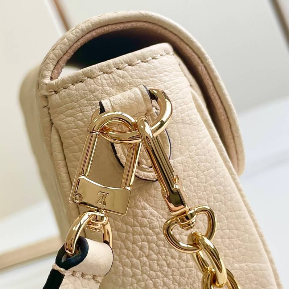 LV Wallet On Chain Ivy