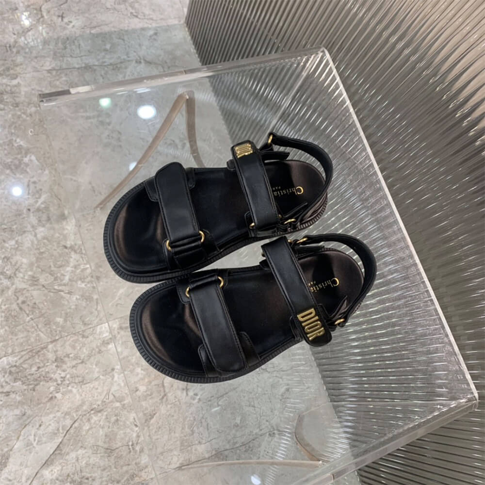 D*oract sandal