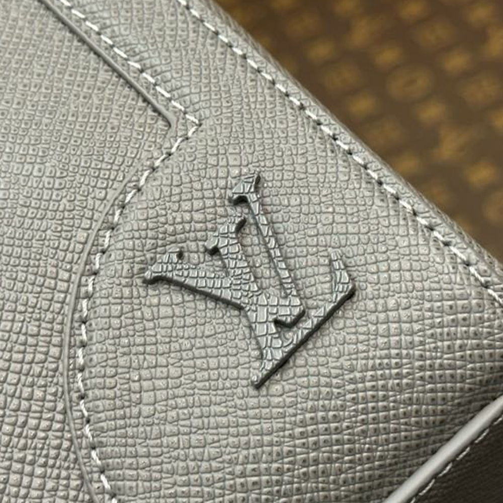 LV SLIM briefcase