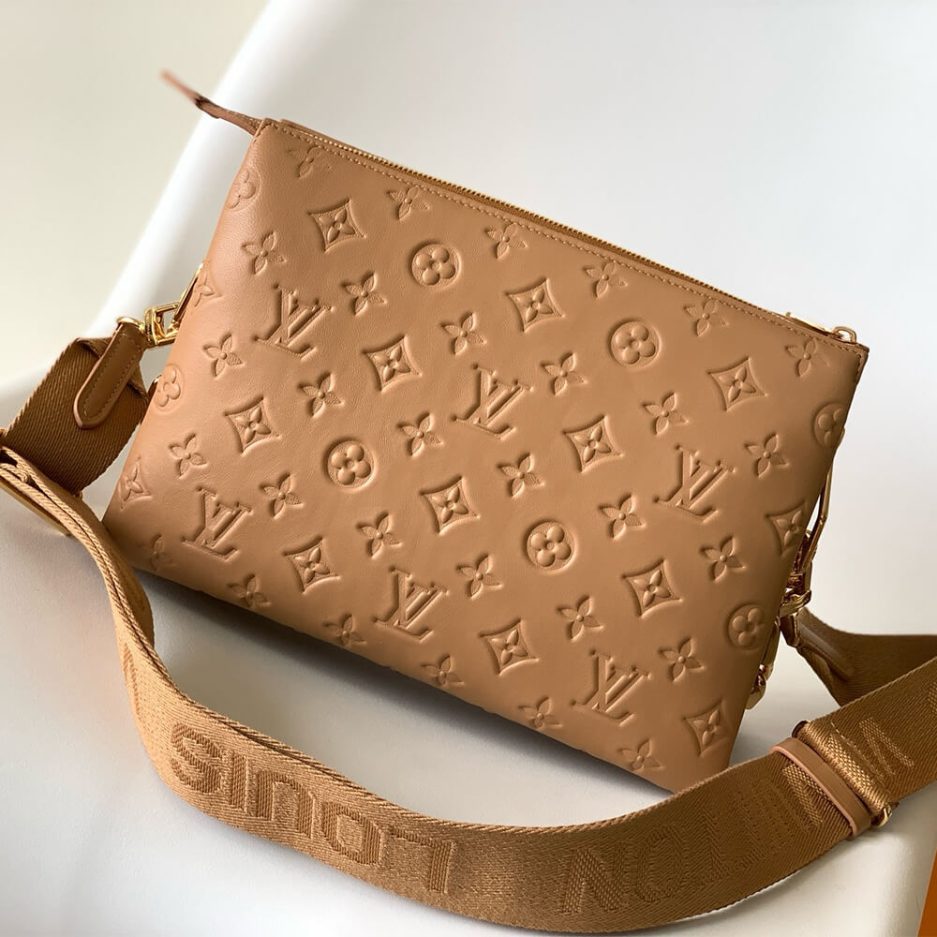 LV Coussin PM