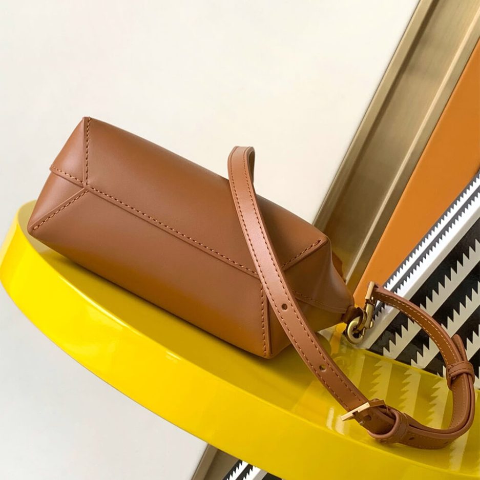 MINI TOY SHOPPING SAINT LAURENT IN BOX LEATHER