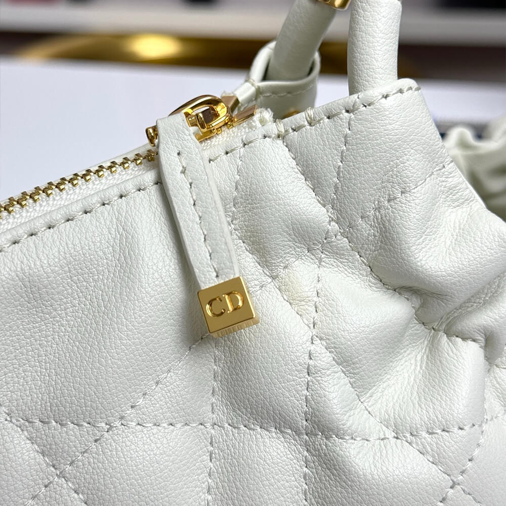 D*or walk in D*or purse